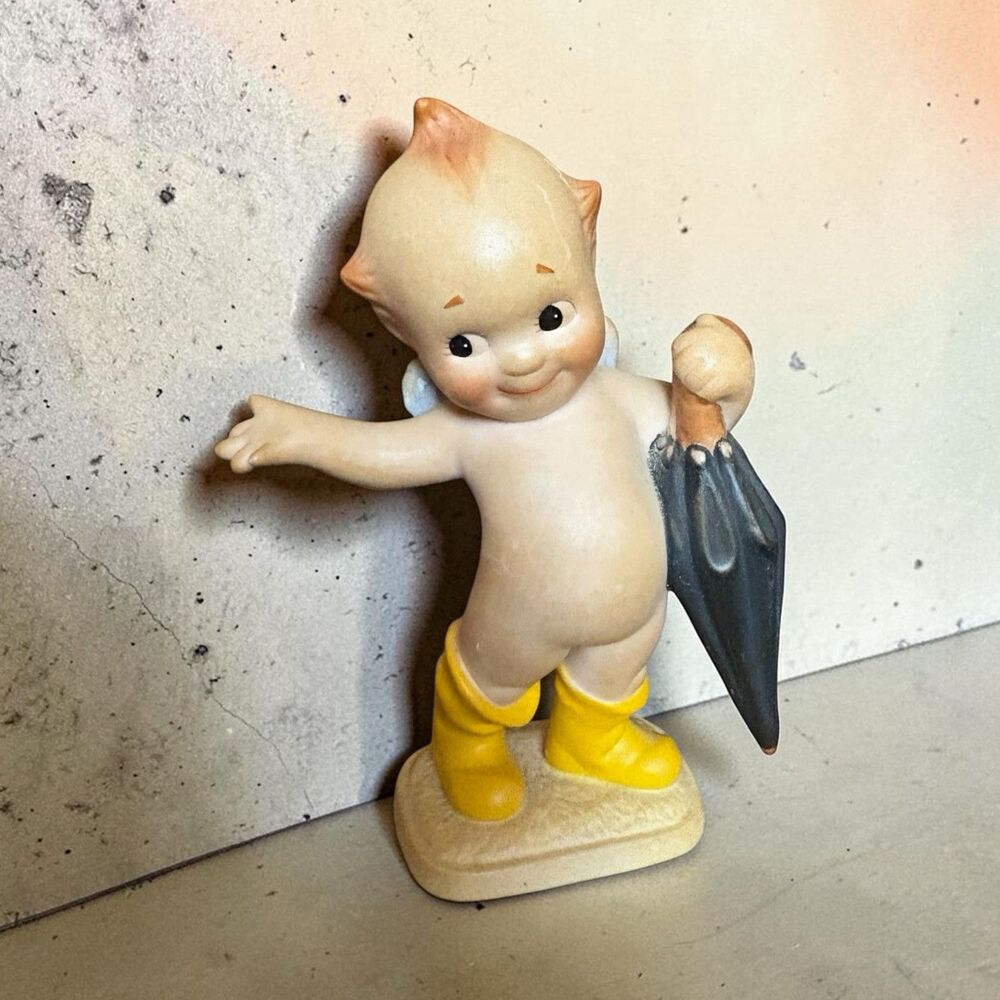 VTG 1990 Kewpie Figurine Jesco Enesco Porcelain Yellow Rain Boots Umbrella